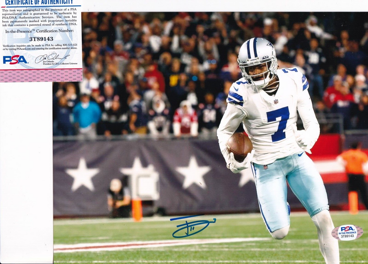TREVON DIGGS signed (DALLAS COWBOYS) Football 8X10 photo PSA/DNA COA 3T89143