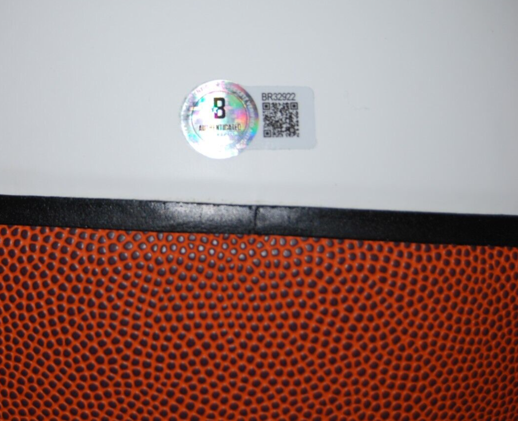 DANNY GREEN signed (SAN ANTONIO SPURS) logo basketball BECKETT BAS BR32922