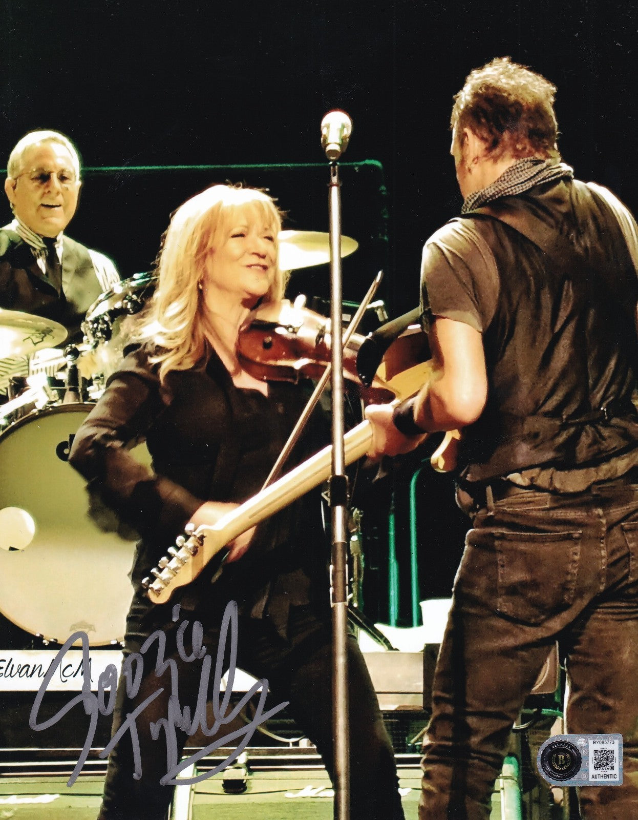 SOOZIE TYRELL signed (BRUCE SPRINGSTEEN) E-STREET BAND 8X10 BECKETT BY085773