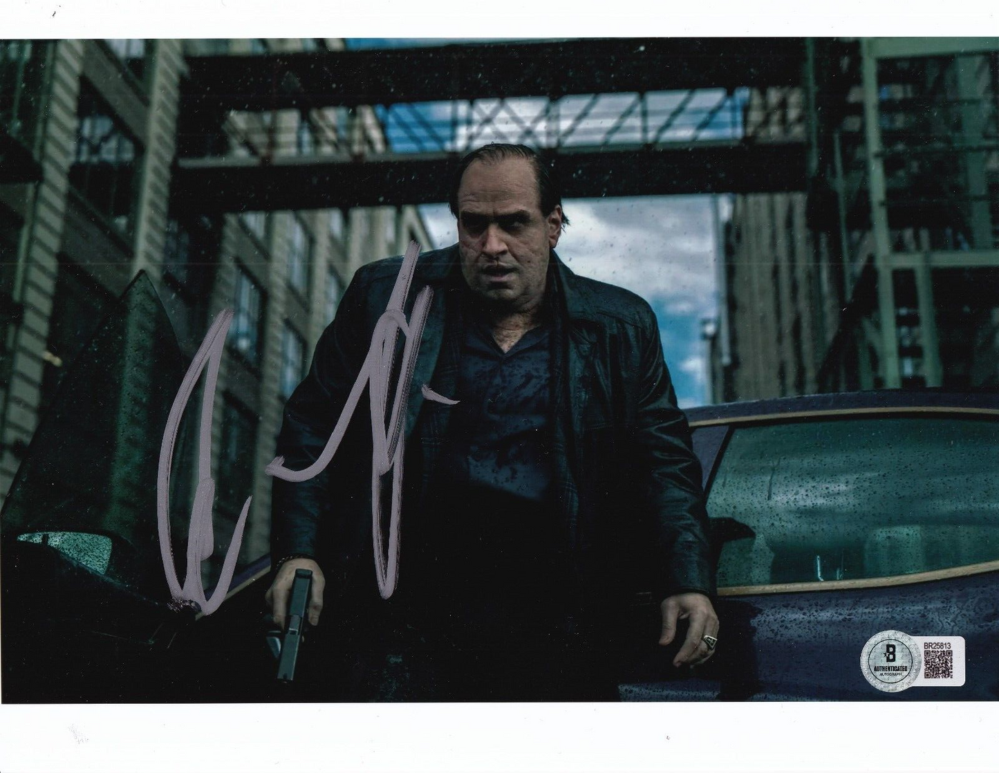 COLIN FARRELL signed (THE PENGUIN) The Batman OZ 8X10 photo BECKETT BR25813