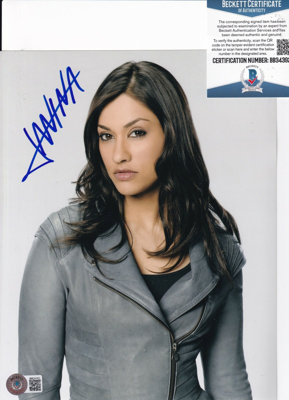 JAVINA GAVANKAR signed (STAR WARS) Actress 8X10 photo BECKETT BAS BB34392