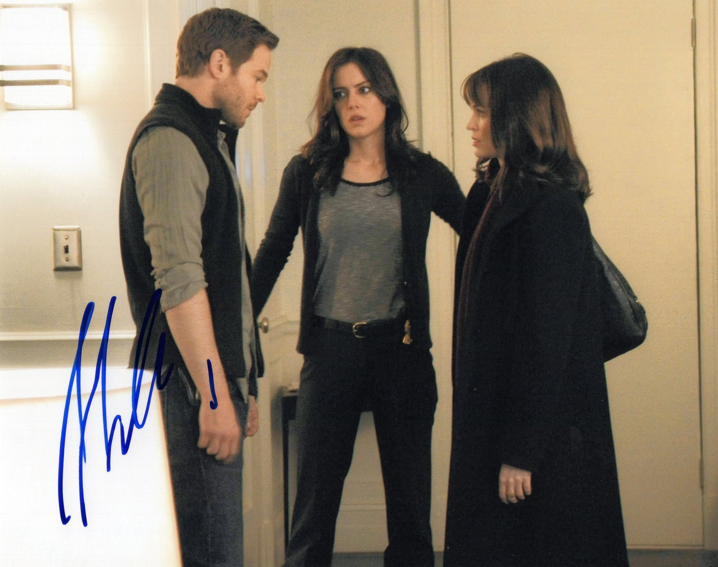 Shawn Ashmore signed The Following 8x10 Photo w/COA Agent Mike Weston #1