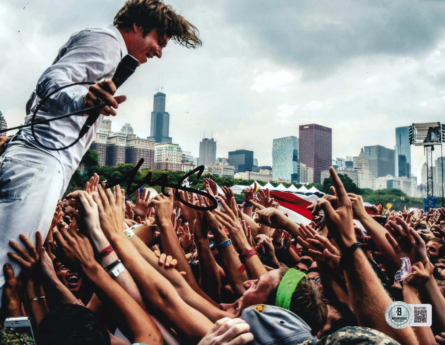 MATT SHULTZ signed (CAGE THE ELEPHANT) Music 8X10 photo BECKETT BAS BU41080