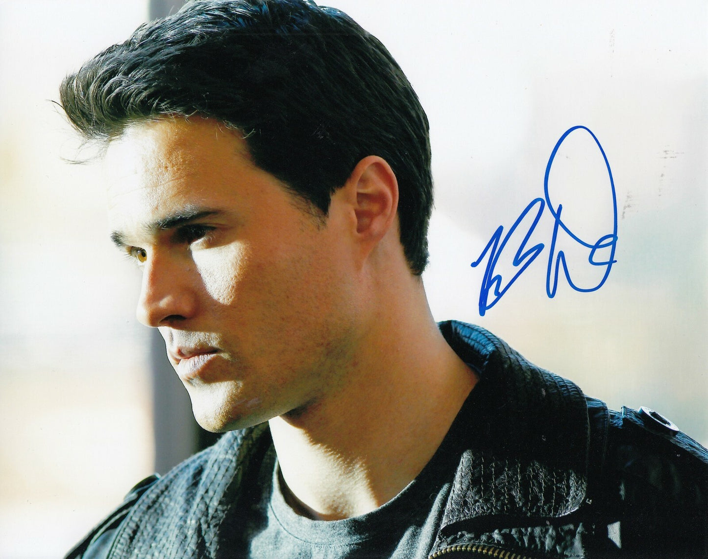 BRETT DALTON signed (AGENTS of S.H.I.E.L.D) 8X10 photo *GRANT WARD* W/COA #2
