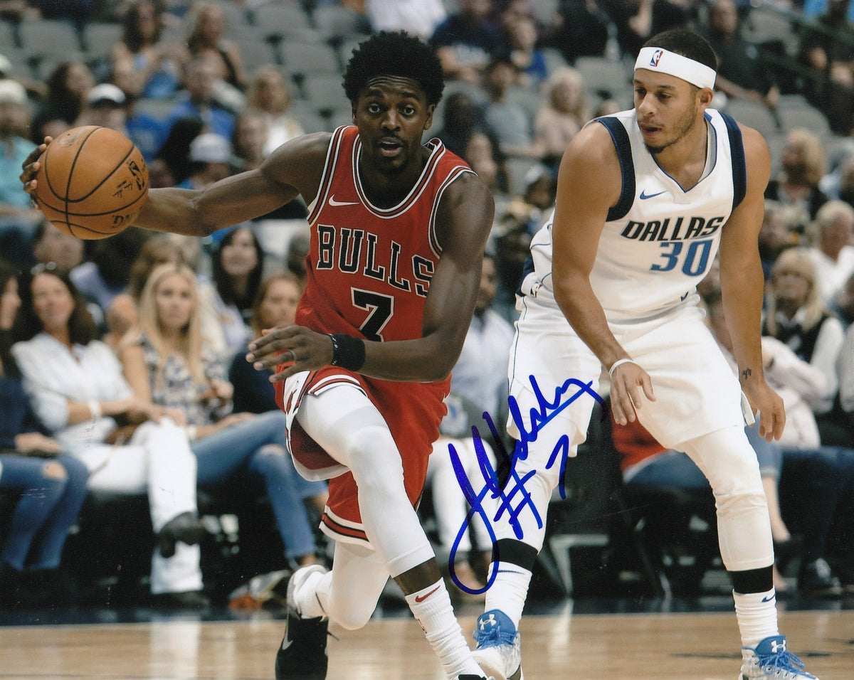JUSTIN HOLIDAY signed (CHICAGO BULLS) autographed BASKETBALL 8X10 photo W/COA #4