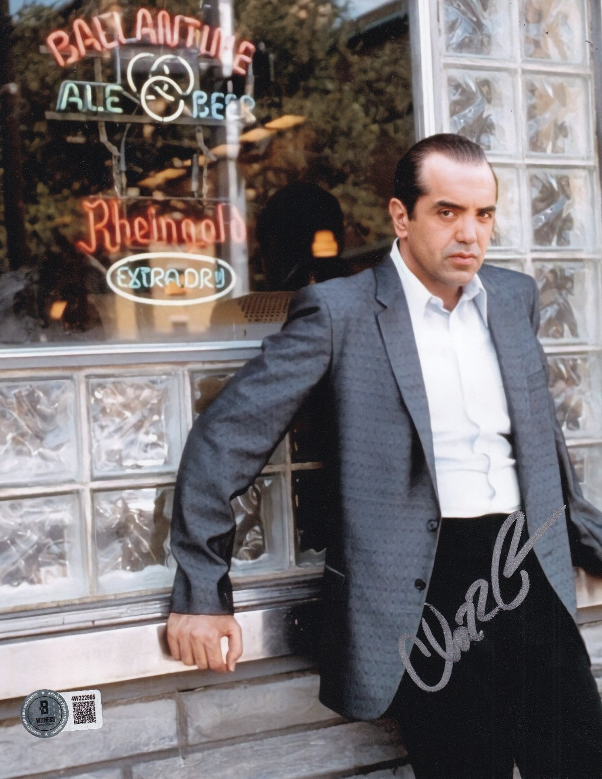 CHAZZ PALMINTERI signed (A BRONX TALE) Sonny Movie 8X10 photo BECKETT 4W322955