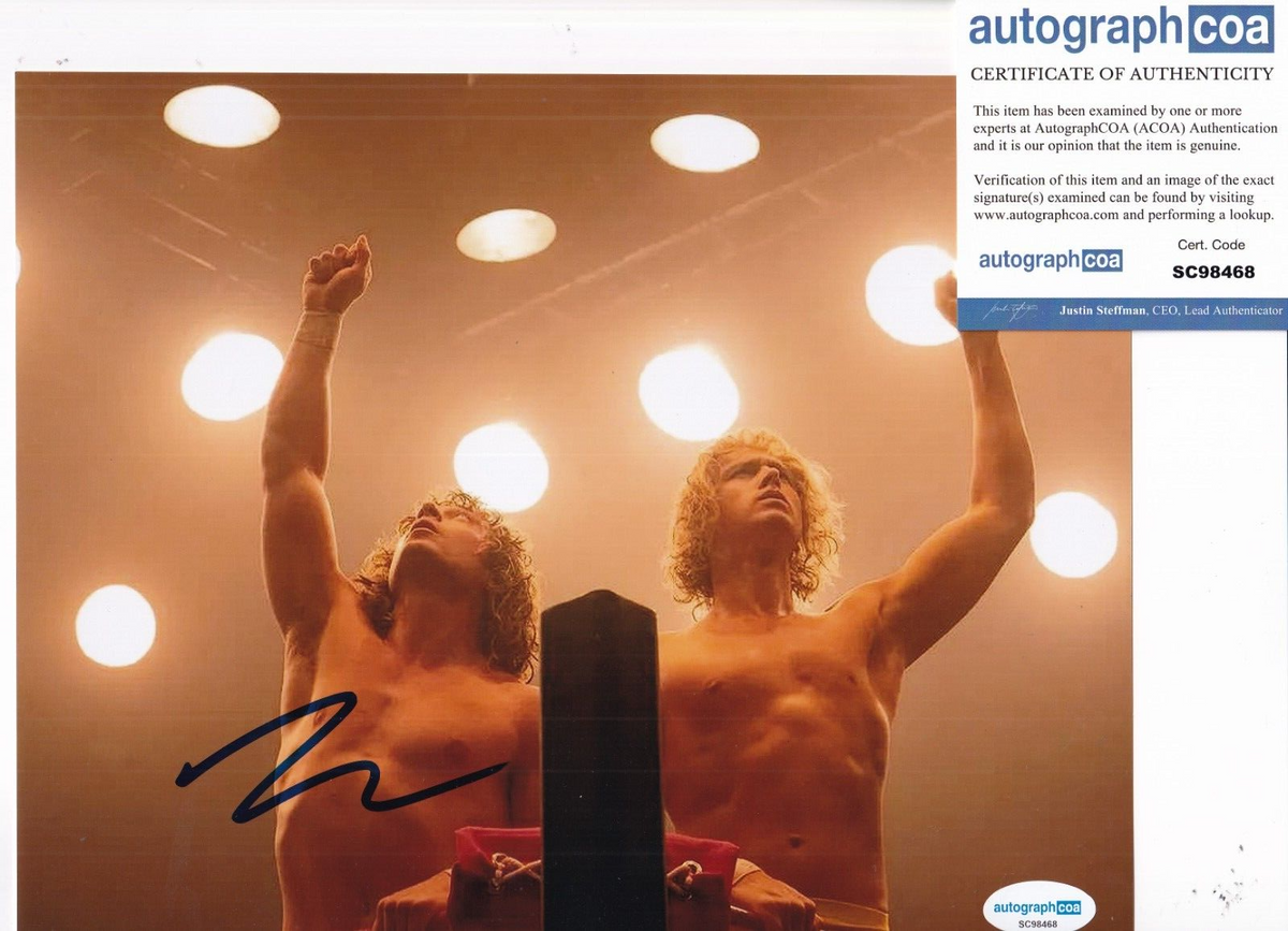 JEREMY ALLEN WHITE signed (THE IRON CLAW) Kerry Von Erich 8X10 ACOA SC98468