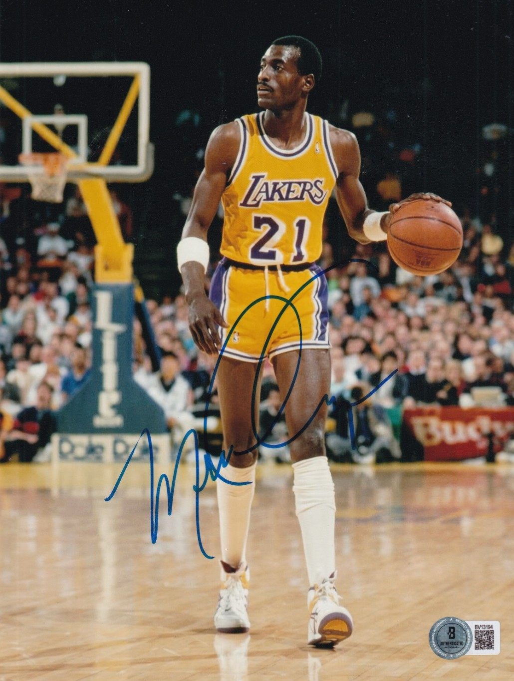 MICHAEL COOPER signed (LOS ANGELES LAKERS) Basketball 8X10 photo BECKETT BV13194