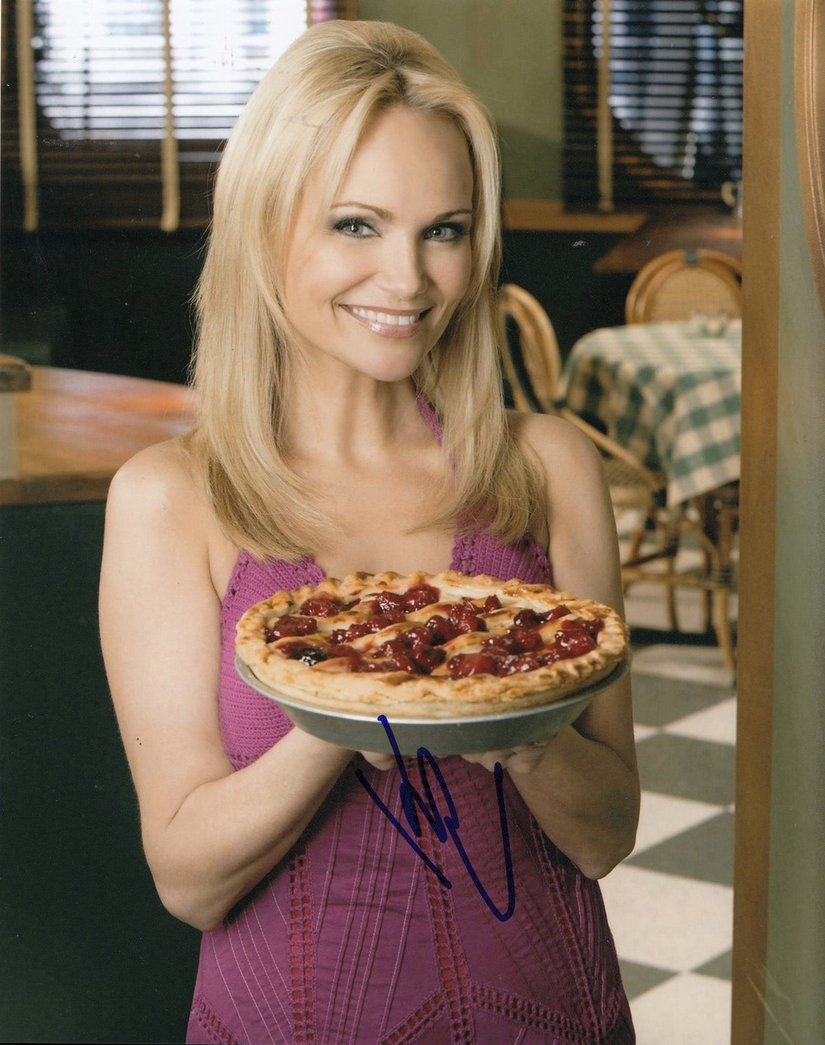 KRISTIN CHENOWETH signed (PUSHING DAISIES) 8X10 photo W/COA *OLIVE SNOOK*