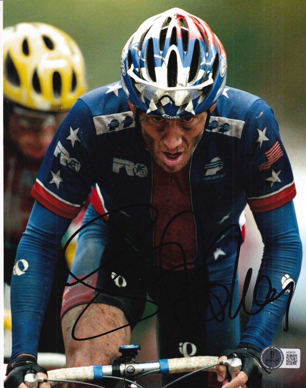 LANCE ARMSTRONG signed (TOUR DE FRANCE) CYCLIST 8X10 photo BECKETT BAS AE38120