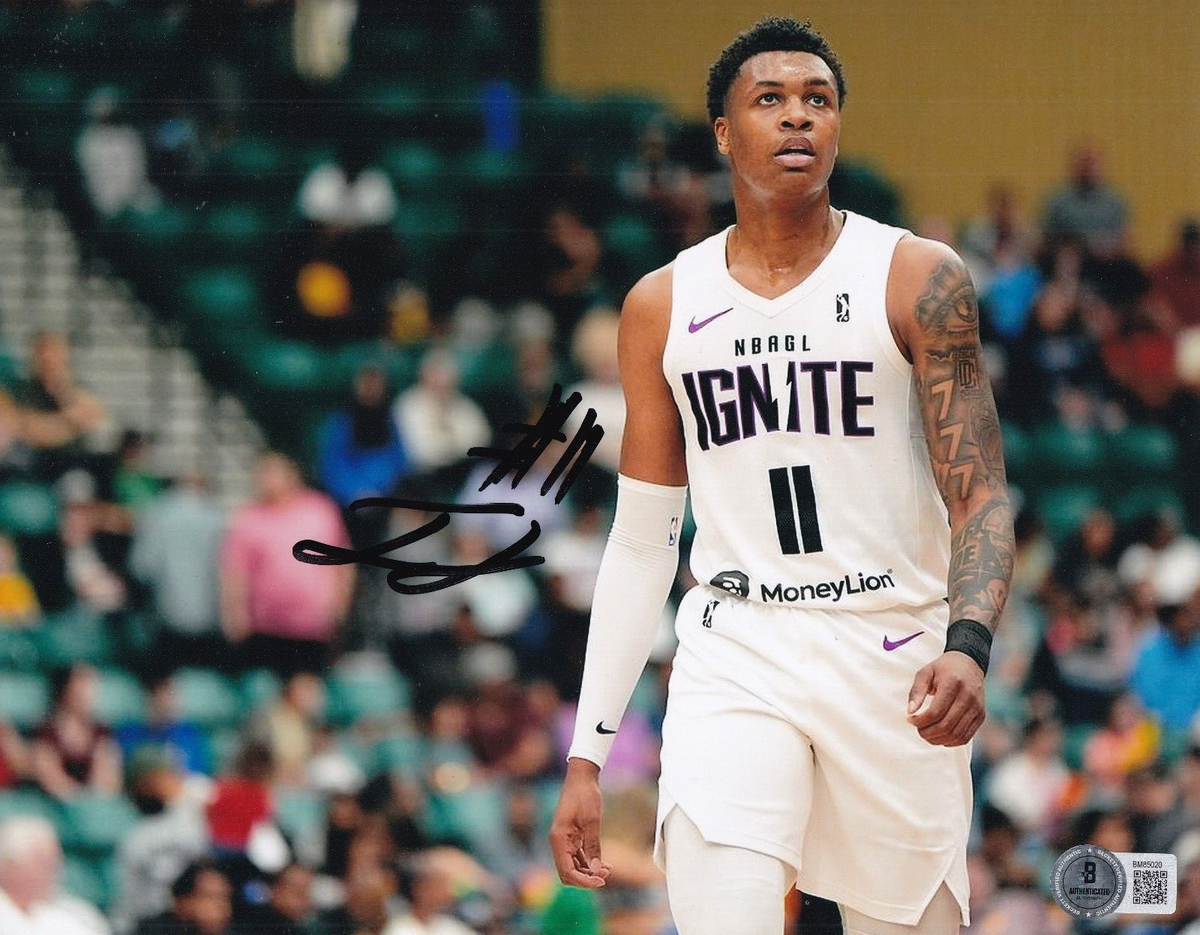 TYLER SMITH signed (G-LEAGUE IGNITE) NBA basketball 8X10 photo BECKETT BM85020