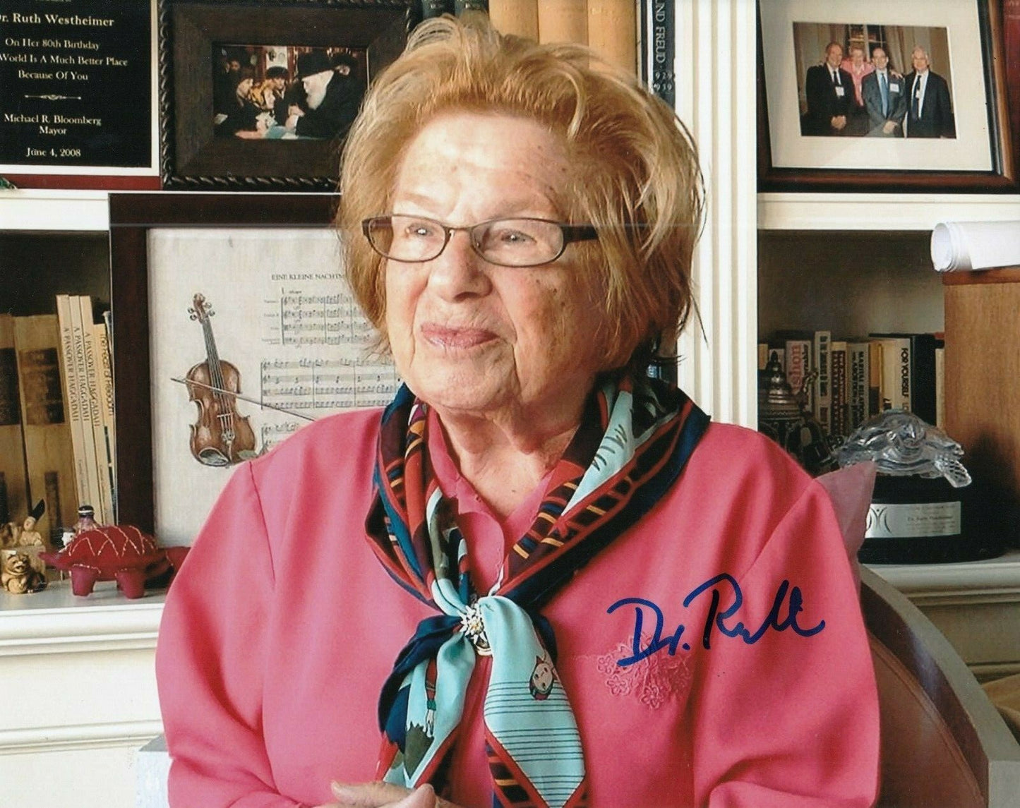 RUTH WESTHEIMER signed (SEX THERAPIST) Holocaust Survivor 8X10 photo W/COA #4