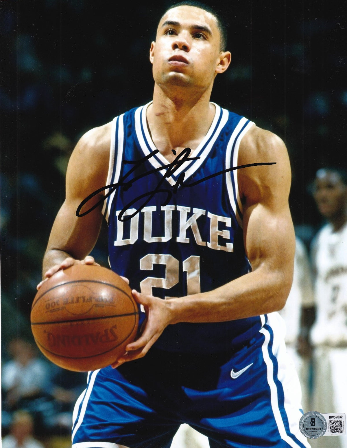 TRAJAN LANGDON signed (DUKE BLUE DEVILS) basketball 8X10 photo BECKETT BW52032