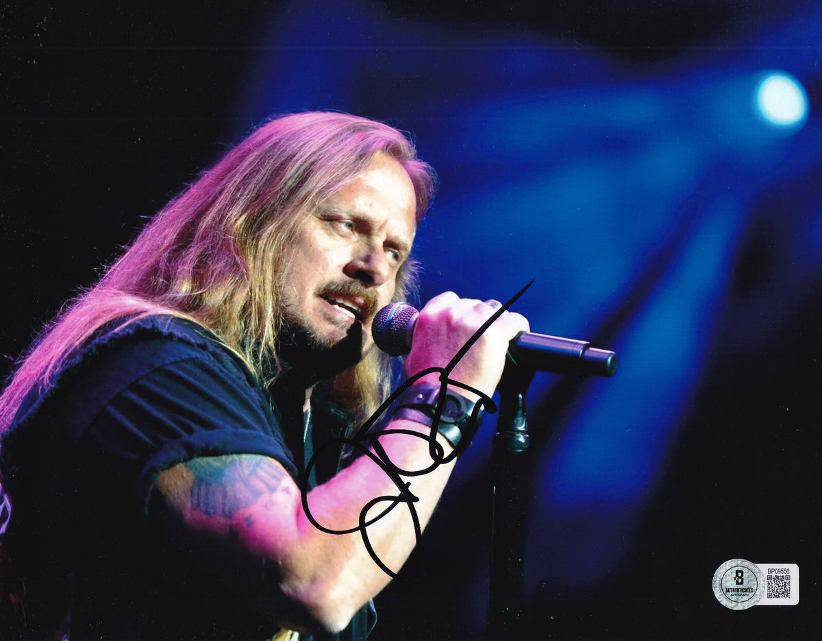 JOHNNY VAN ZANT signed (LYNARD SKYNARD) Music Singer 8x10 photo BECKETT BP09556