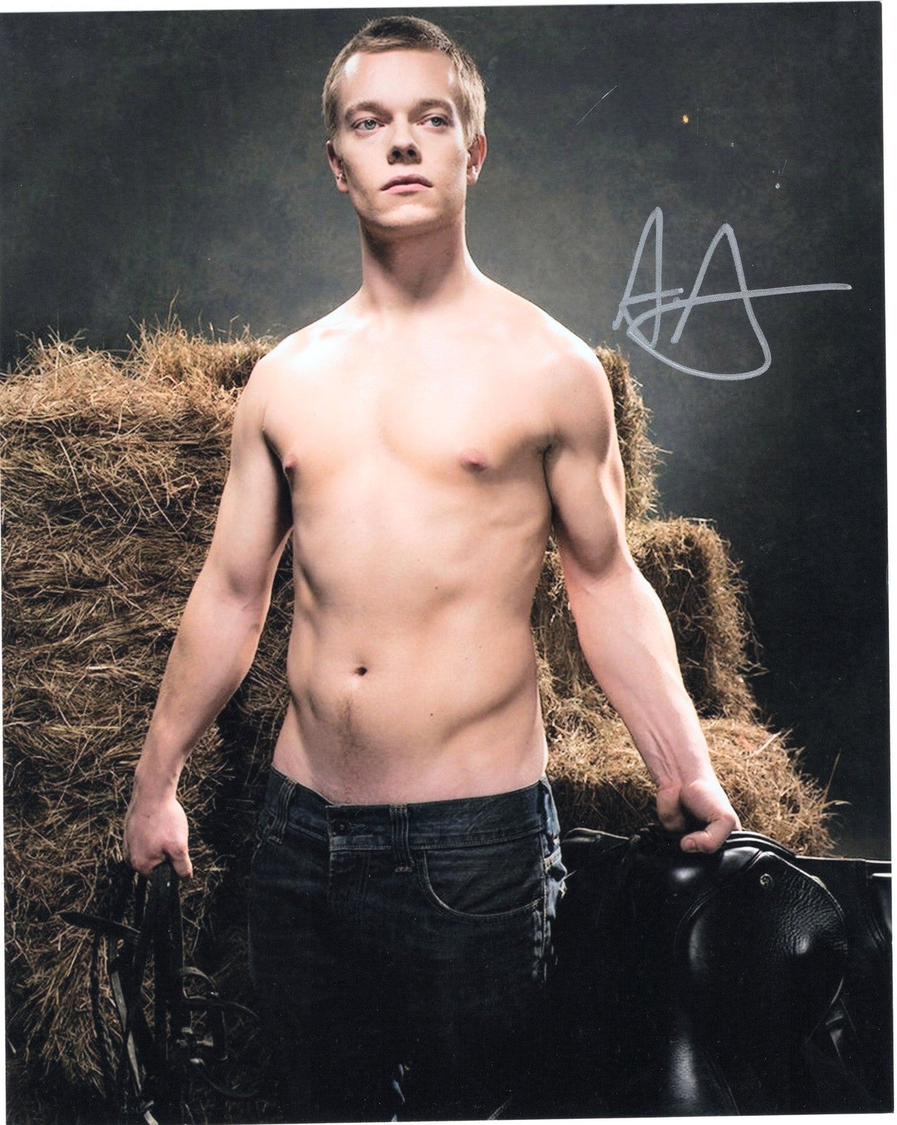 Alfie Allen signed Game of Thrones 8x10 Photo w/COA Theon Greyjoy #4
