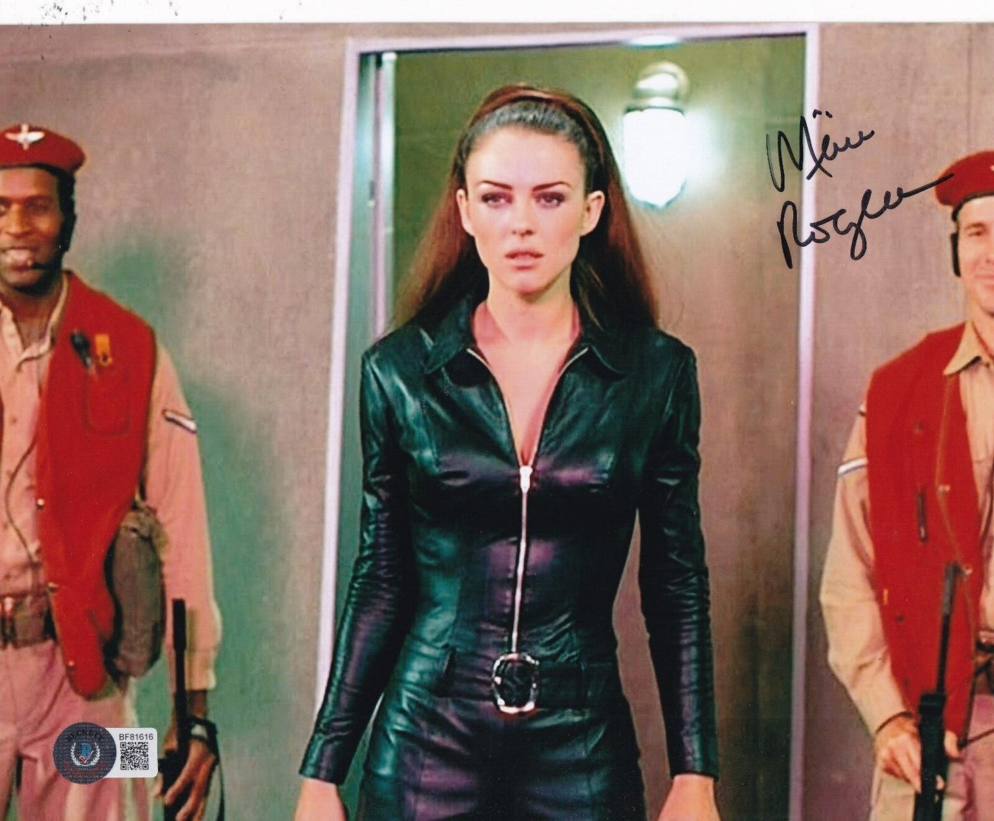 MIMI ROGERS signed (AUSTIN POWERS) Movie 8X10 photo BECKETT BAS BF81616