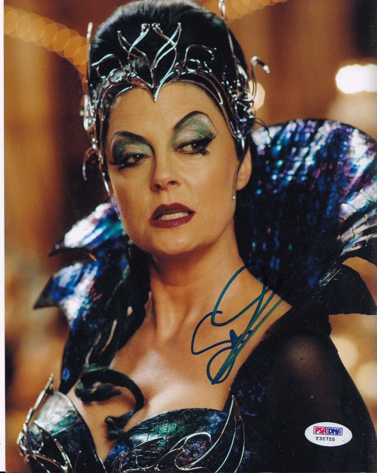 Susan Sarandon autographed Enchanted Queen 8x10 Photo PSA/DNA COA Y35755