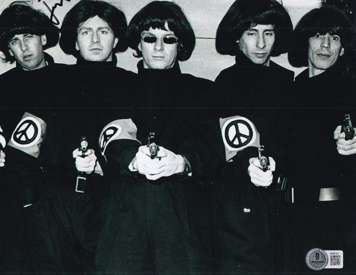 GERALD CASALE signed (DEVO) Music Whip It! autograph 8X10 photo BECKETT BM85159