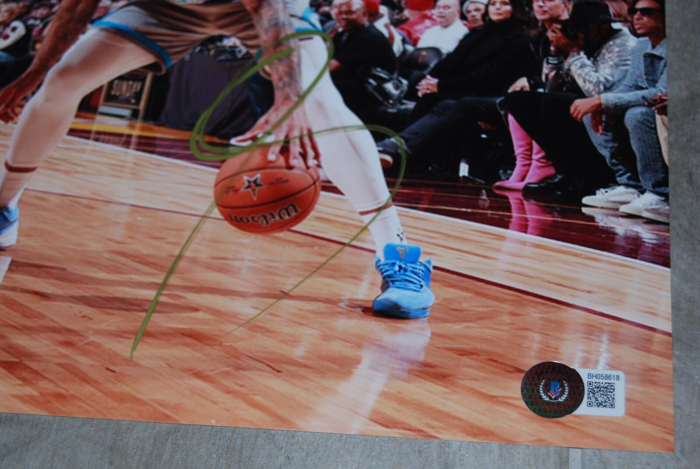 DEMAR DEROZAN & ZACH LAVINE signed (CHICAGO BULLS) 11X14 photo BECKETT BH058618