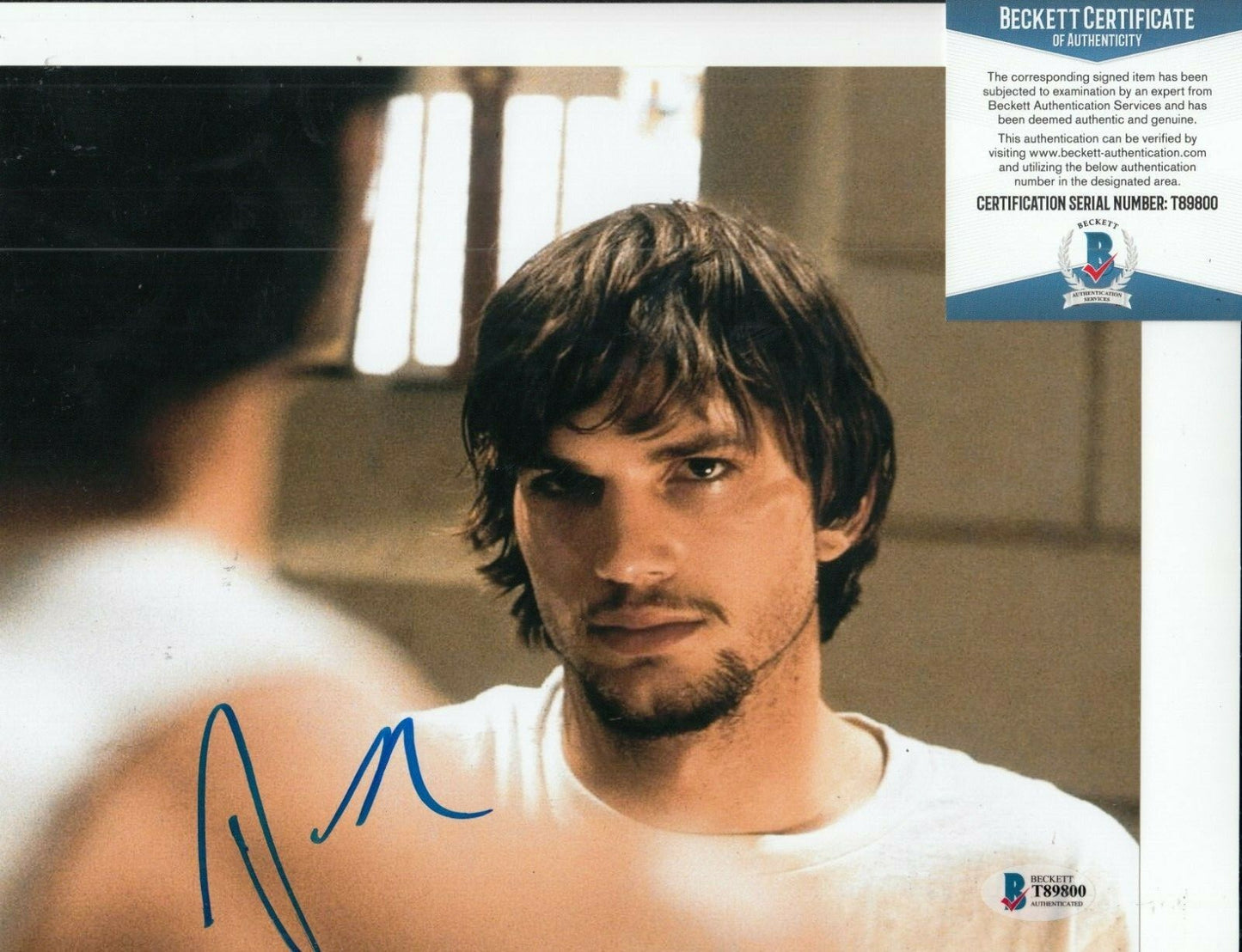 ASHTON KUTCHER signed (JOBS) Steve Jobs Movie 8X10 photo BECKETT BAS T89800