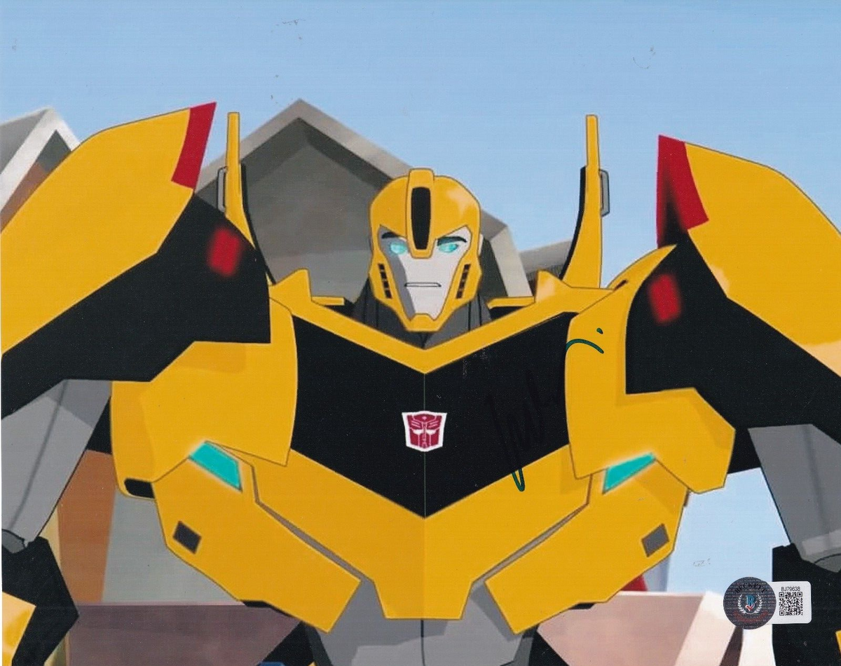 WILL FRIEDLE signed (TRANSFORMERS) BumbleBee 8X10 photo BECKETT BAS BJ79638