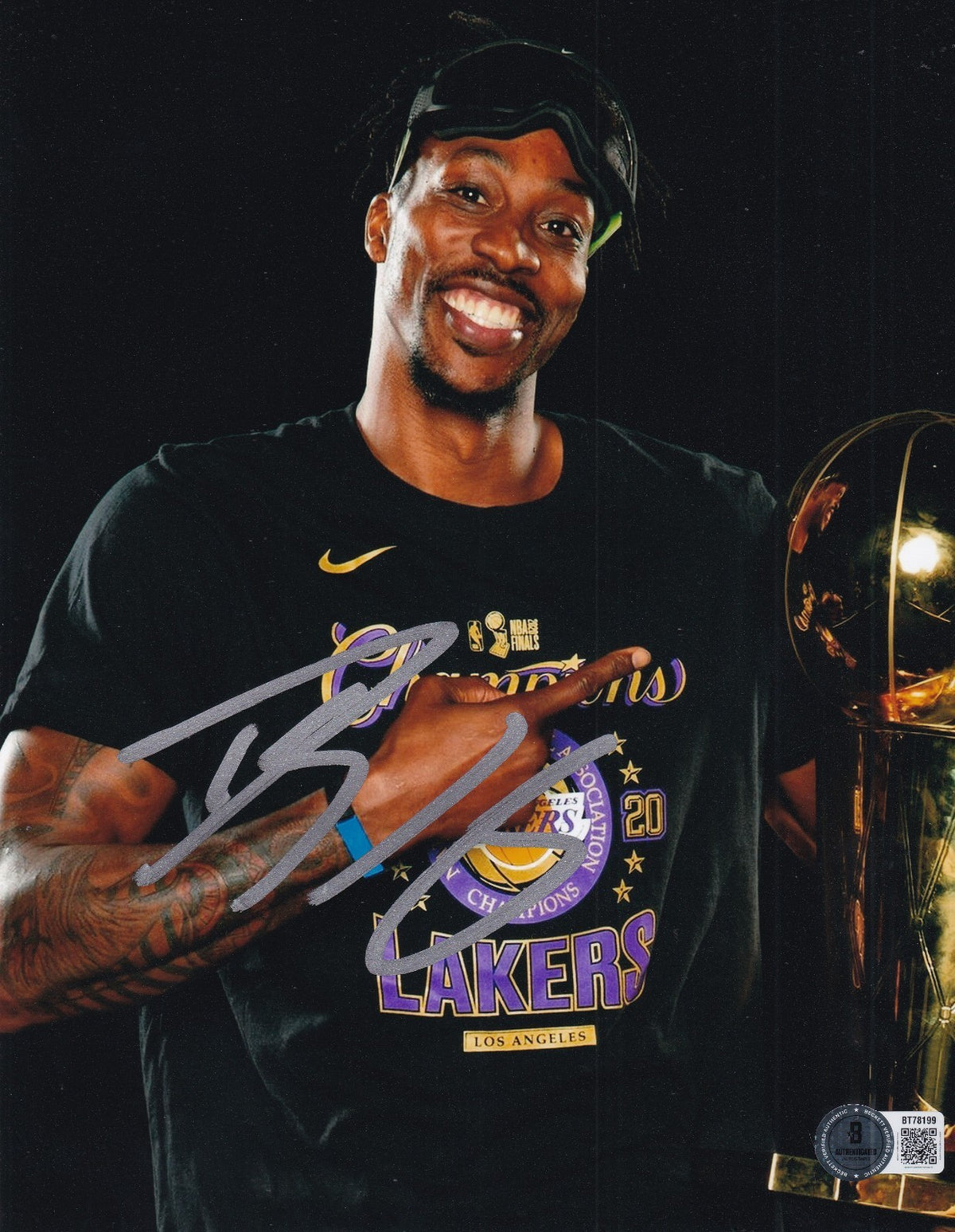 DWIGHT HOWARD signed (LOS ANGELES LAKERS) Basketball 8X10 photo BECKETT BT78199