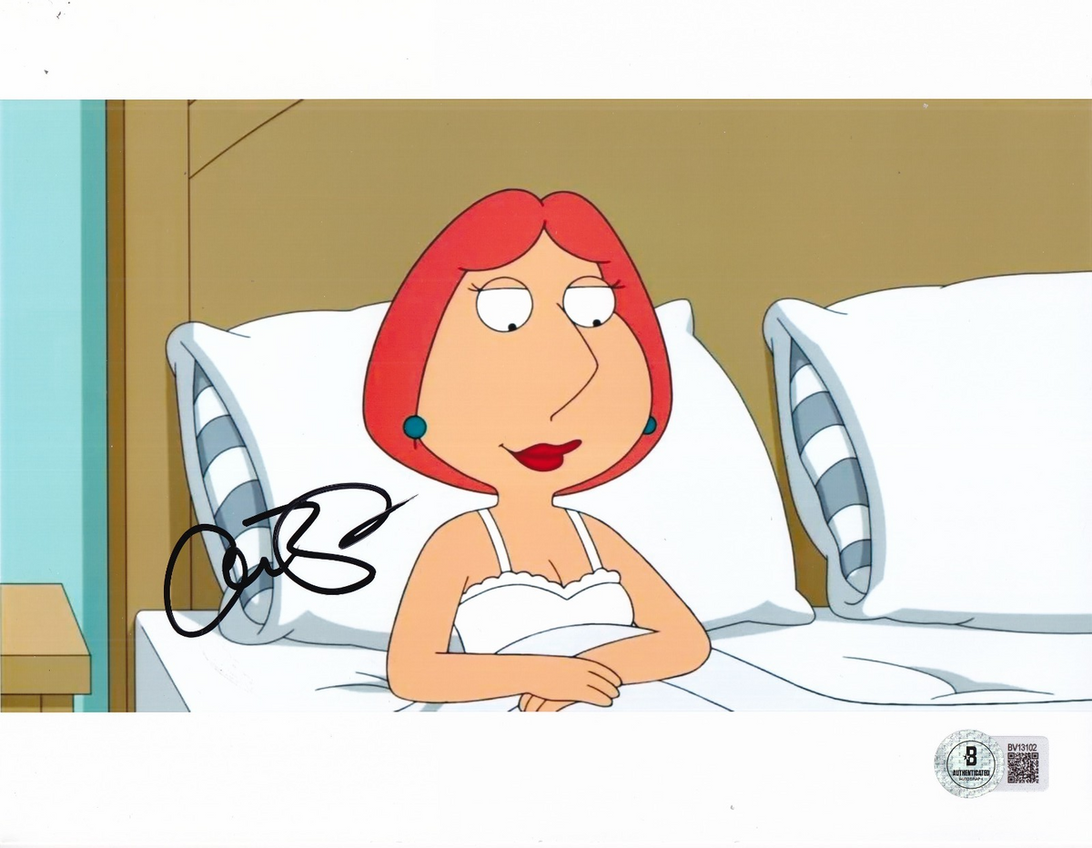 ALEX BORSTEIN signed (FAMILY GUY) Lois Griffin 8X10 photo BECKETT BAS BV13102