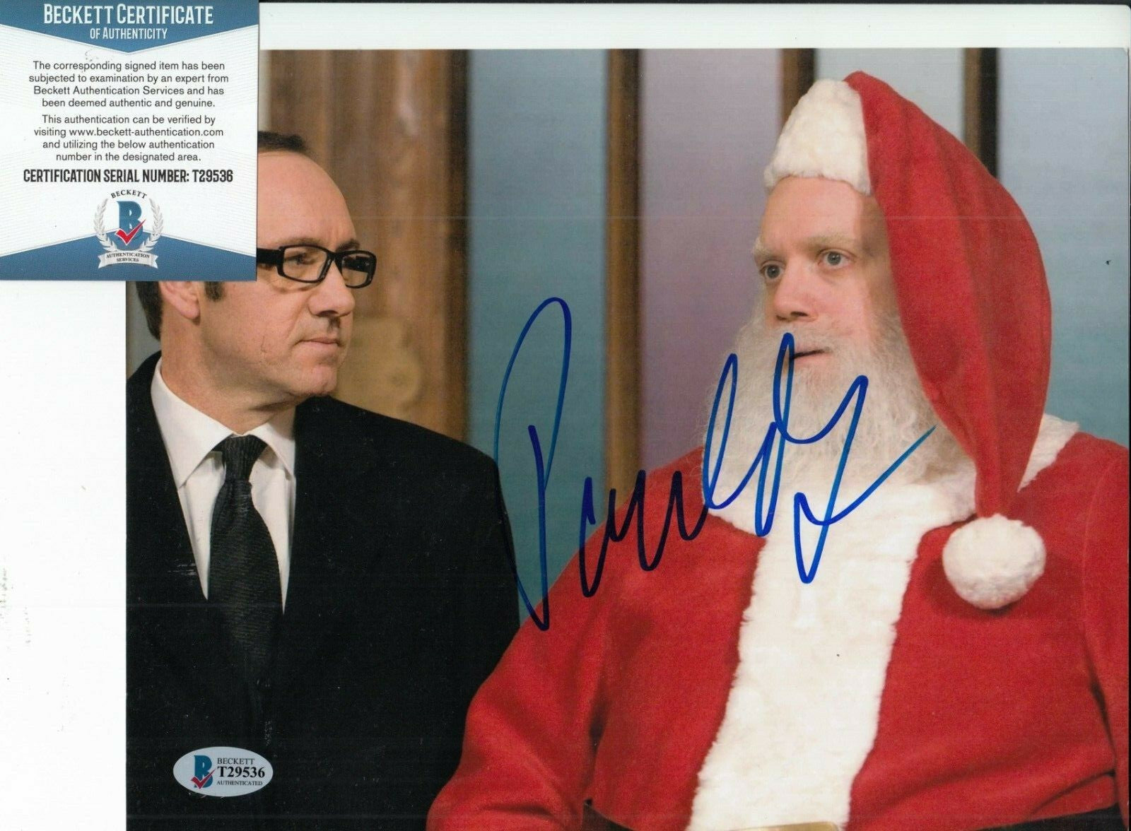 PAUL GIAMATTI signed (FRED CLAUS) 8X10 *Santa Claus* photo BAS BECKETT T29536