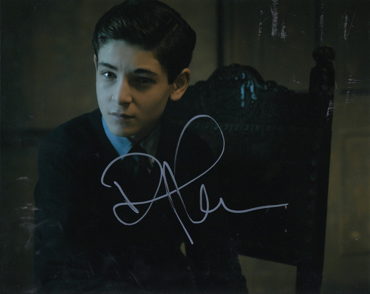 DAVID MAZOUZ signed *GOTHAM* Bruce Wayne TV SHOW 8X10 photograph W/COA #3