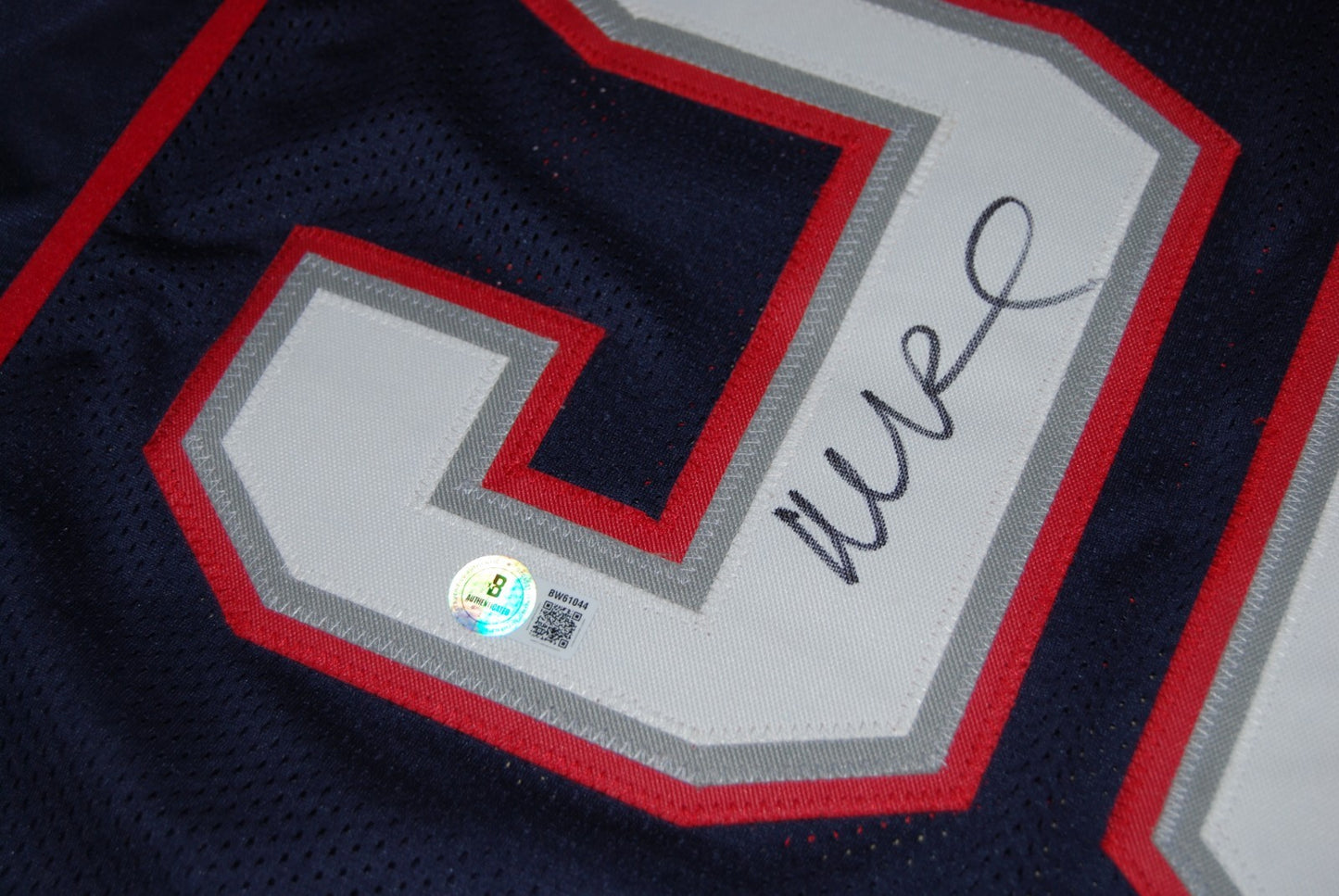 MIKE VRABEL signed (NEW ENGLAND PATRIOTS) football jersey BECKETT BAS BW61044