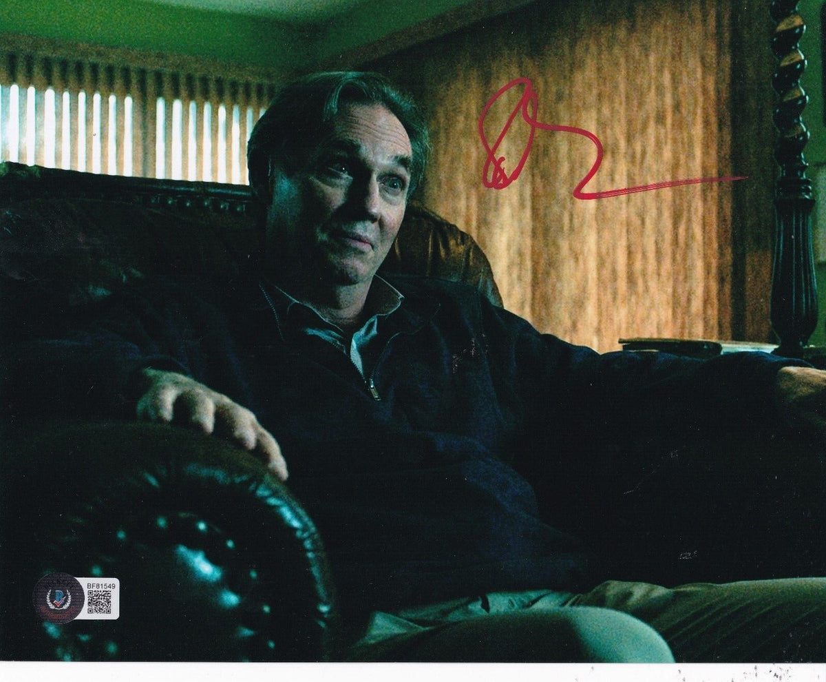 RICHARD THOMAS signed (OZARK) Nathan Davis 8X10 photo BECKETT BAS BF81549