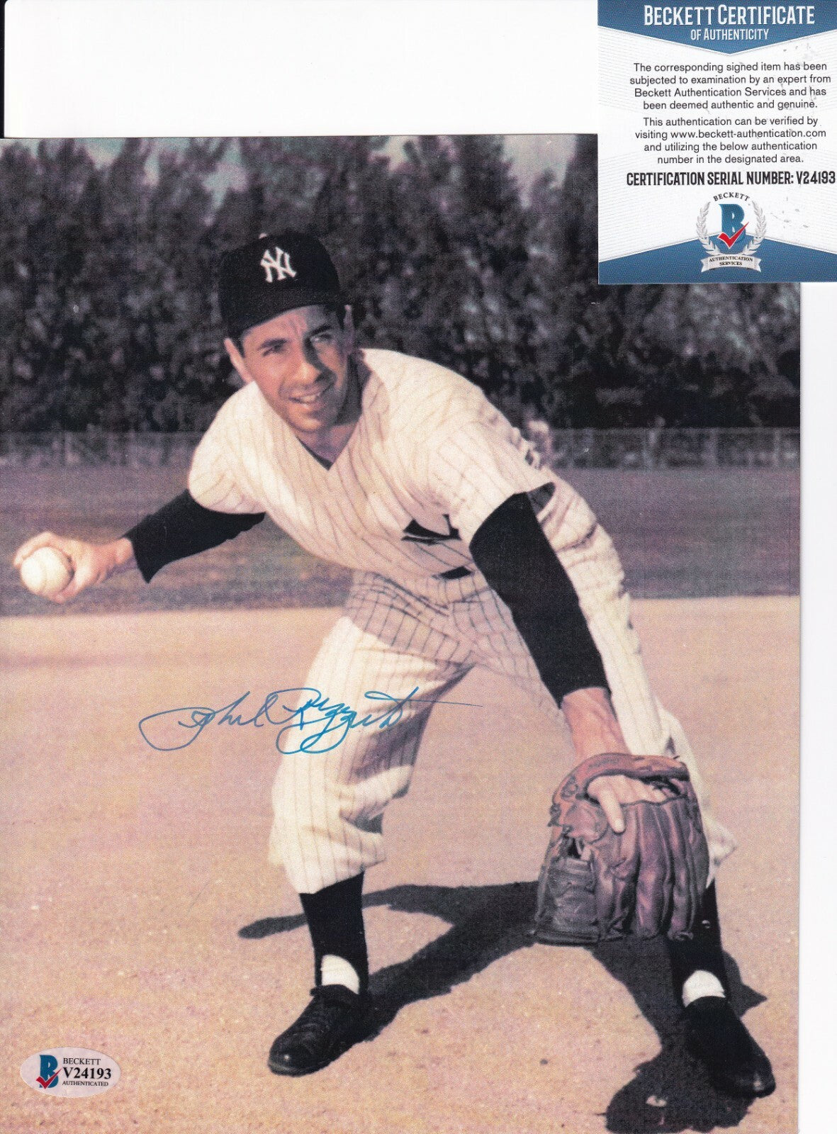 PHIL RIZZUTO signed (NEW YORK YANKEES) autographed 8X10 photo BECKETT V24193