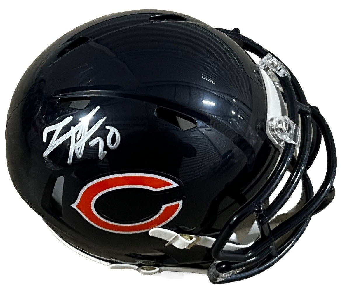 TRAVIS HORNER signed (CHICAGO BEARS) mini football helmet BECKETT BAS BP59143