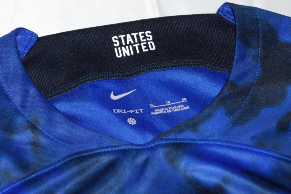CHRISTIAN PULISIC signed (TEAM USA) World Cup Nike Soccer jersey JSA CR86374