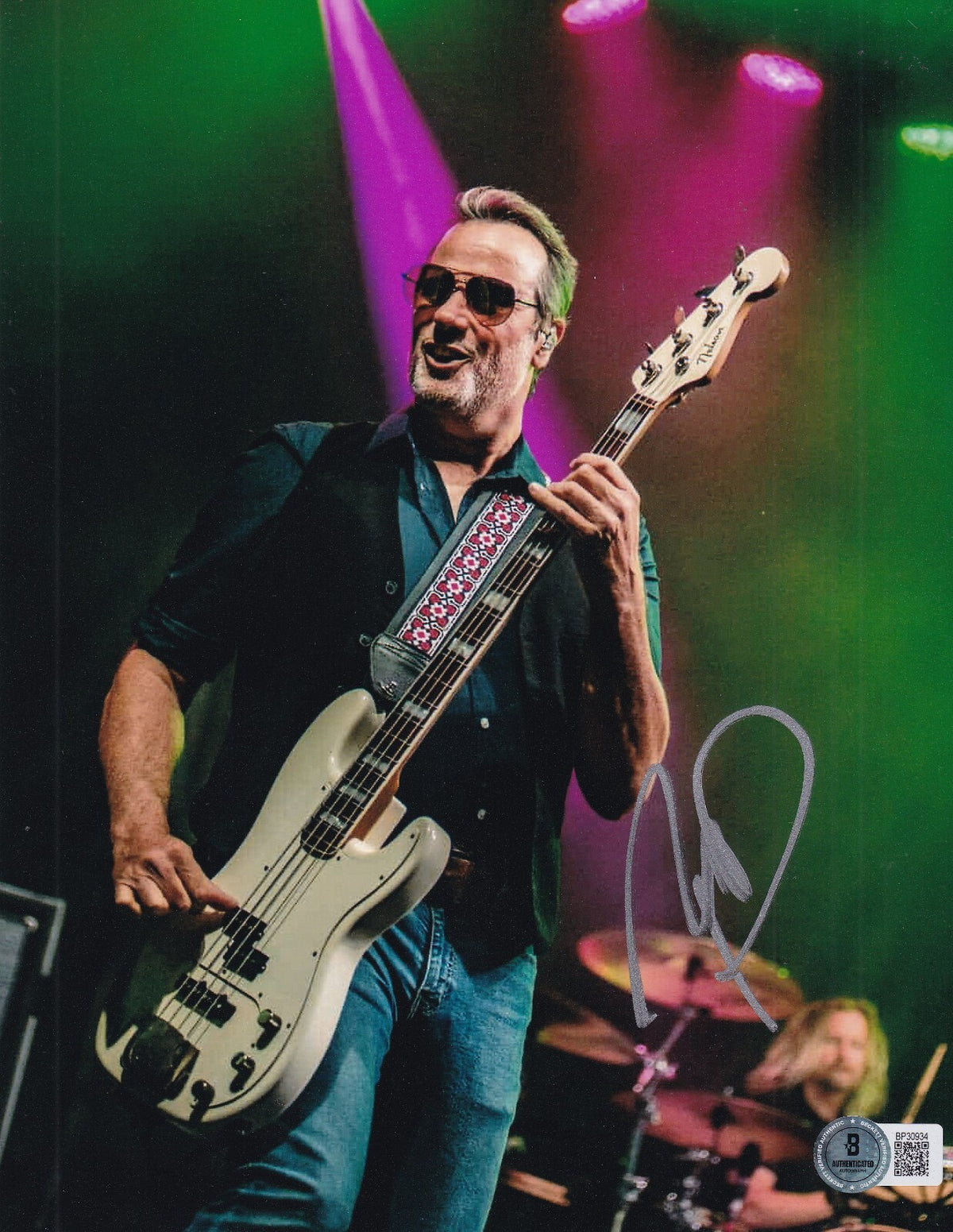 ROBERT DELEO signed (STONE TEMPLE PILOTS) Music 8X10 photo BECKETT BAS BP30934