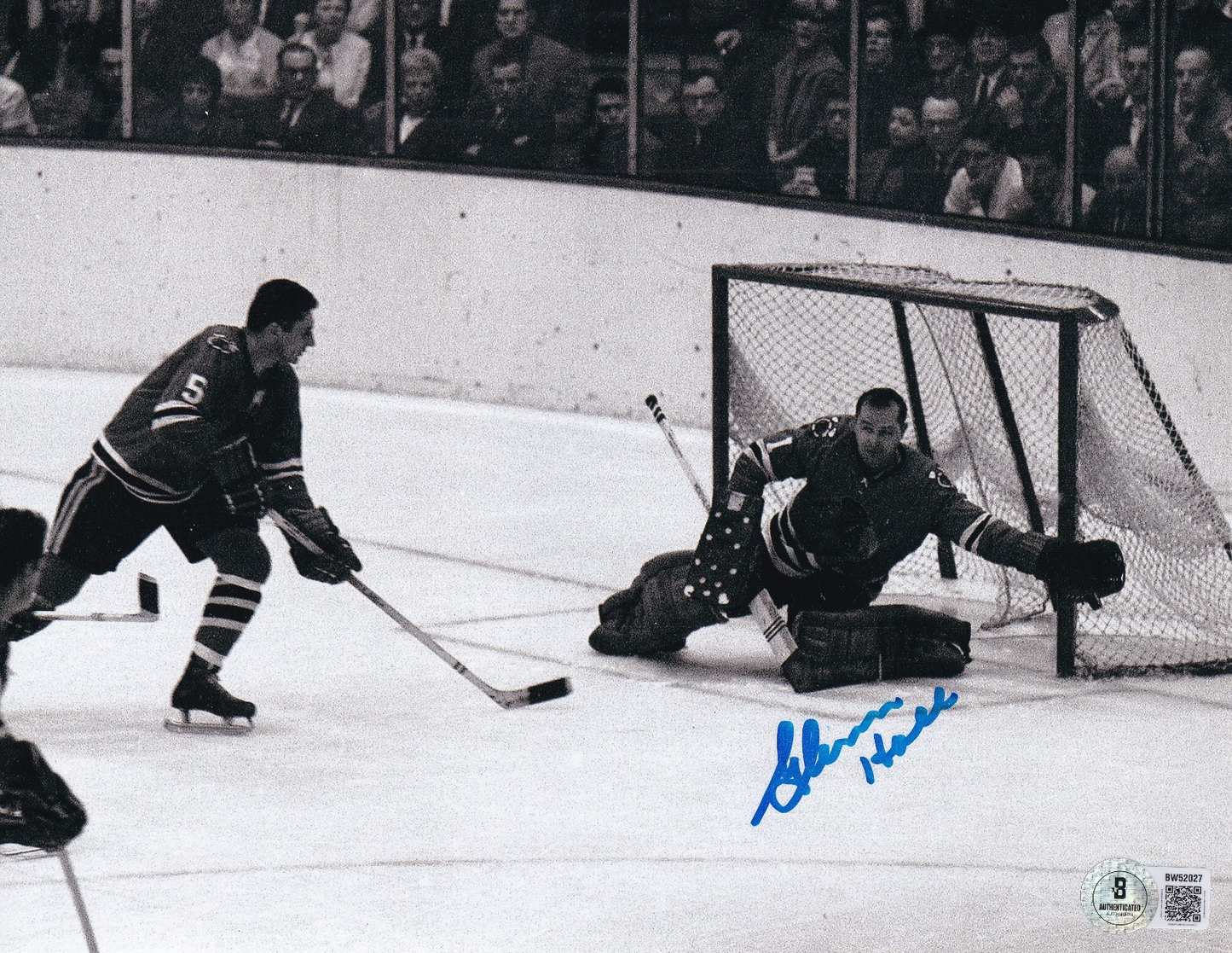 GLENN HALL signed (CHICAGO BLACKHAWKS) Hockey 8X10 photo BECKETT BAS BW52027
