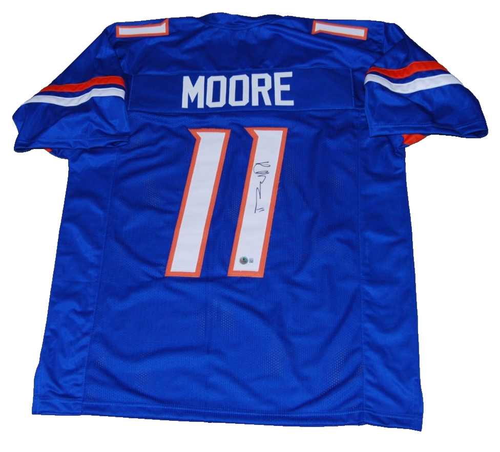 KELLEN MOORE signed (BOISE STATE BRONCOS) football jersey BECKETT BAS BW61051