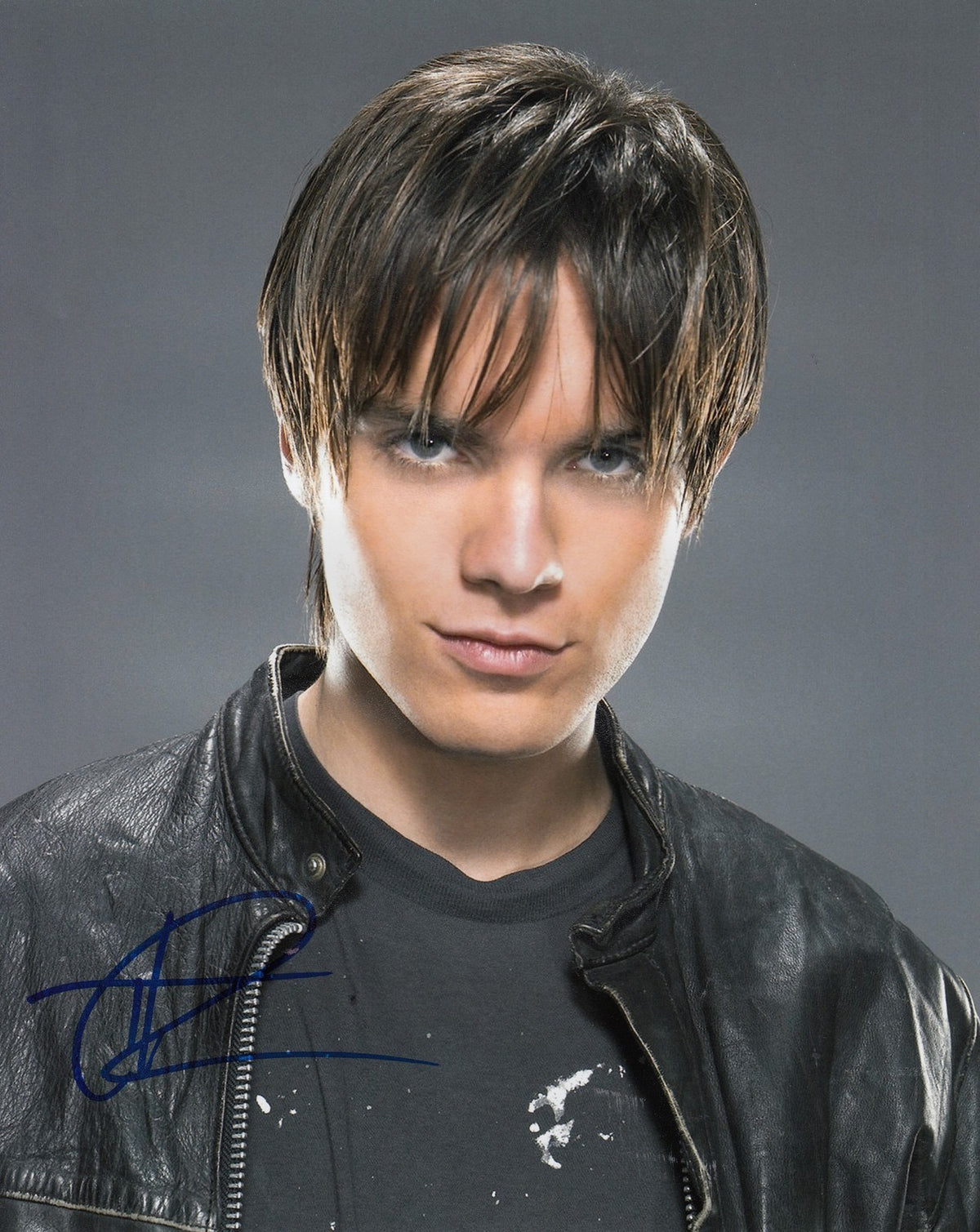 THOMAS DEKKER signed (TERMINATOR SARAH CONNOR CHRONICLES) 8X10 photo W/COA #2
