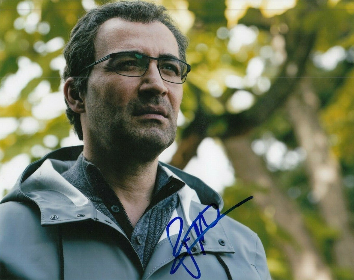 PETER MACDISSI signed (HERE AND NOW) 8X10 photo *Dr Farid Shokrani* W/COA 