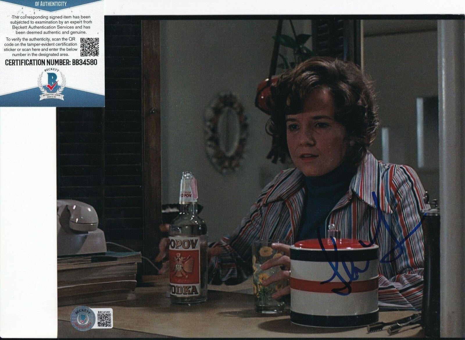LEA THOMPSON signed (BACK TO THE FUTURE) movie 8X10 photo BECKETT BAS BB34580