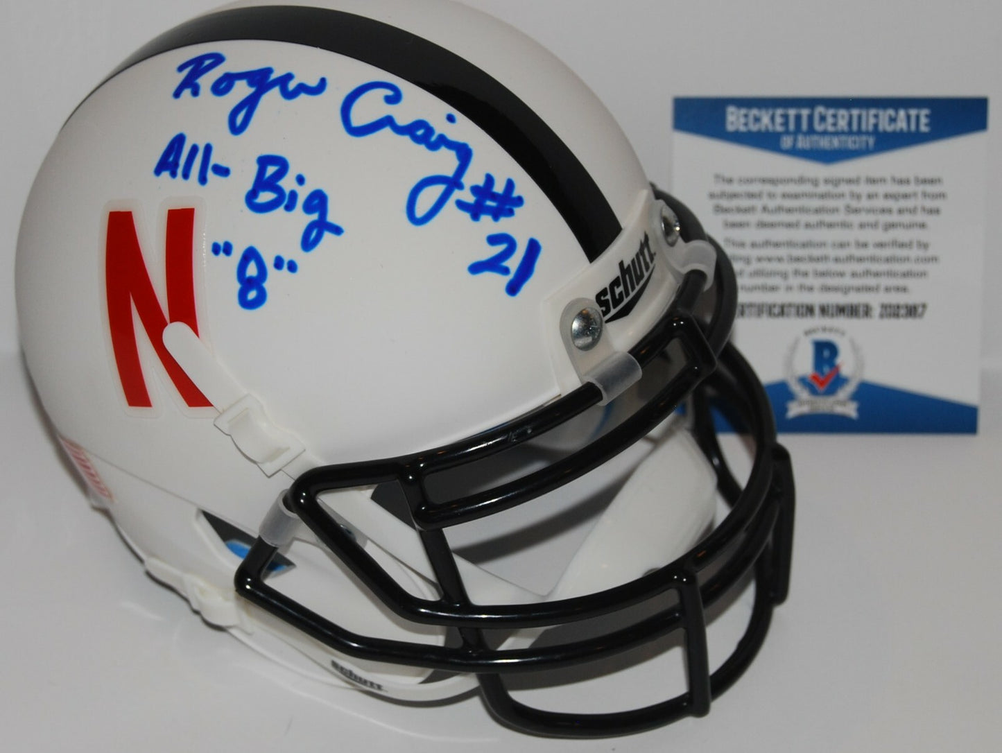 ROGER CRAIG signed (NEBRASKA CORNHUSKERS) mini football helmet BECKETT BAS 
