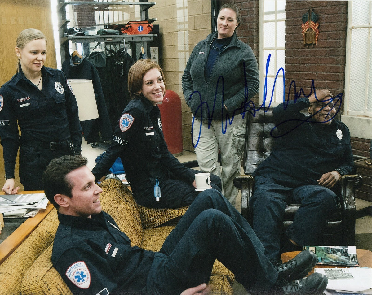 MICHAEL MOSLEY signed (SIRENS) TV SHOW Autographed *Johnny* 8X10 photo W/COA #3