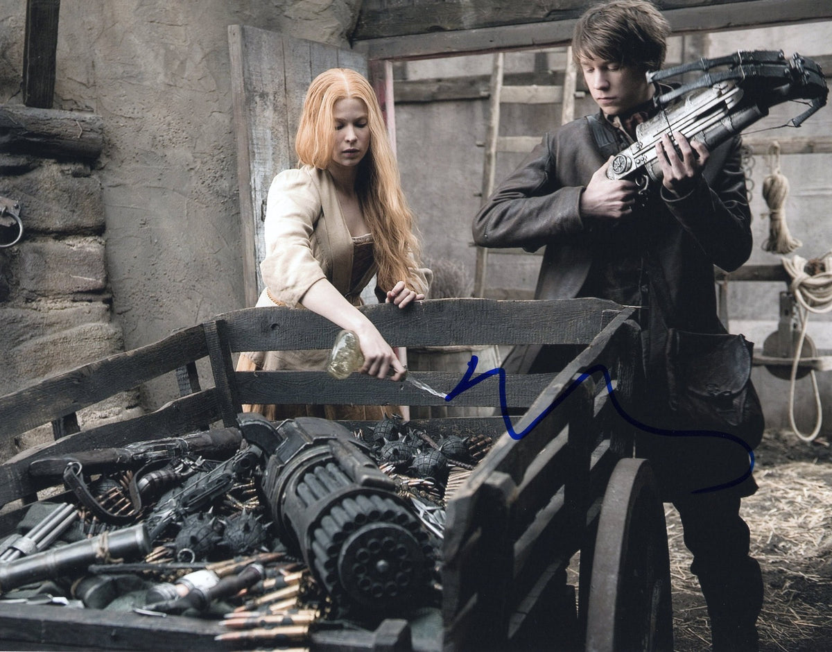 Thomas Mann Hansel & Gretel Witch Hunters Signed 8x10 Photo w/COA #1