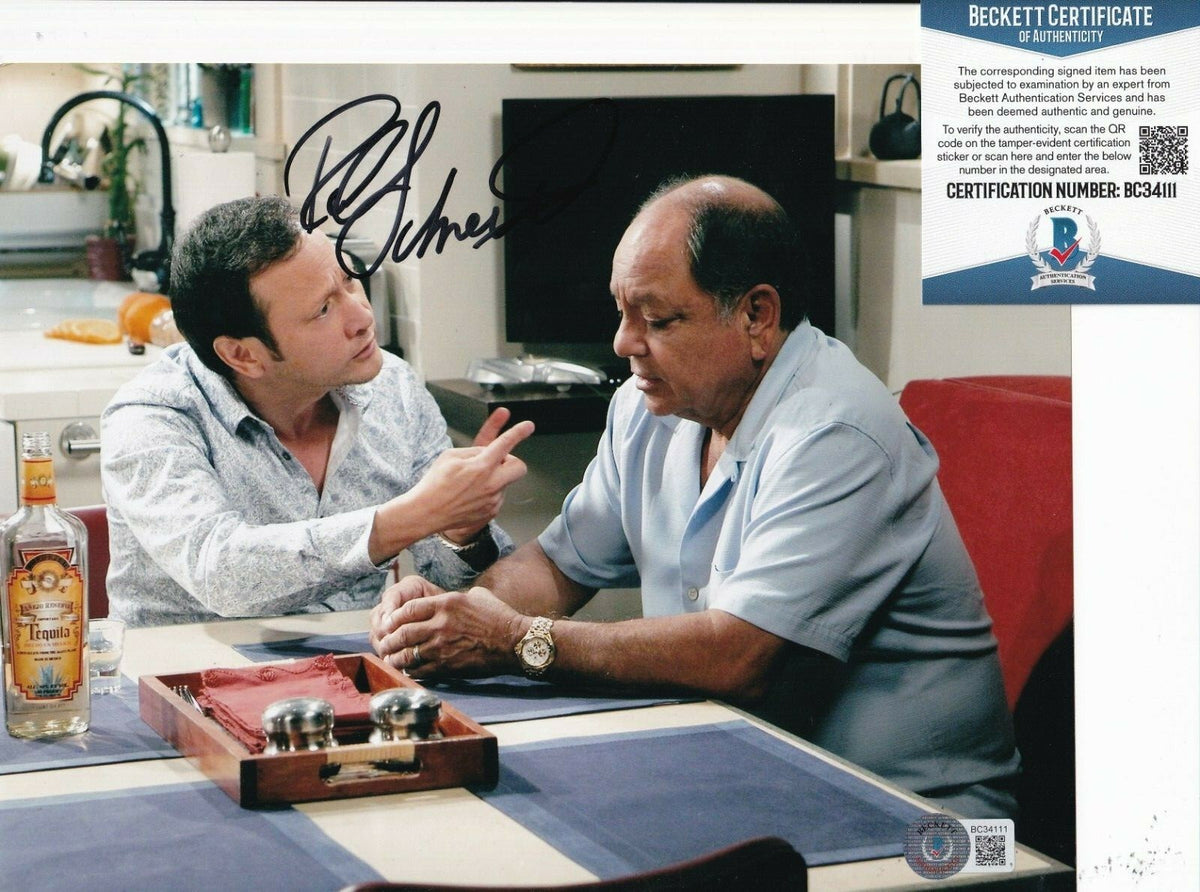 ROB SCHNEIDER signed (ROB) TV Show autographed 8X10 photo BECKETT BAS BC34111