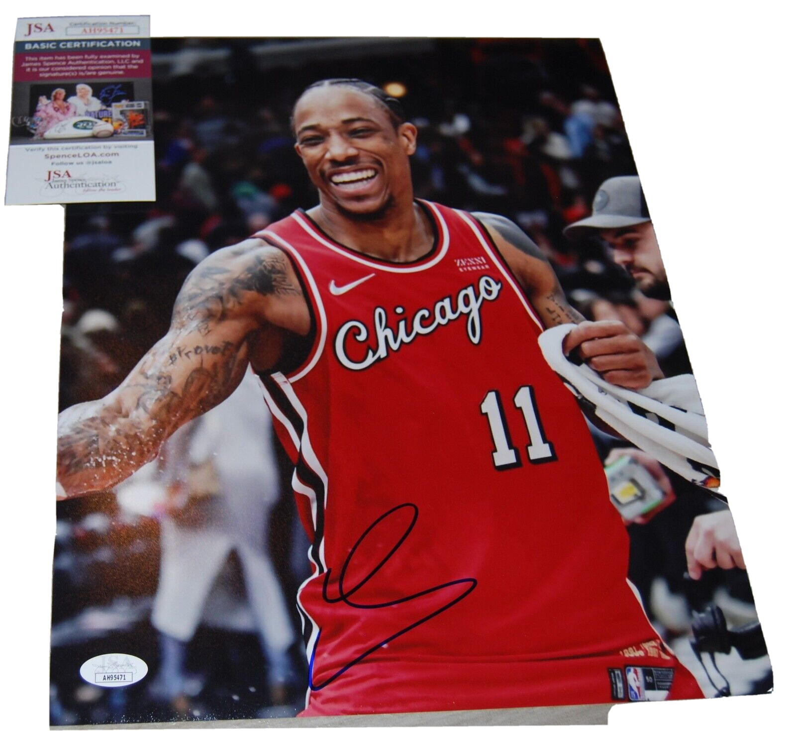 DEMAR DEROZAN signed (CHICAGO BULLS) autographed 11X14 photo JSA COA AH95471