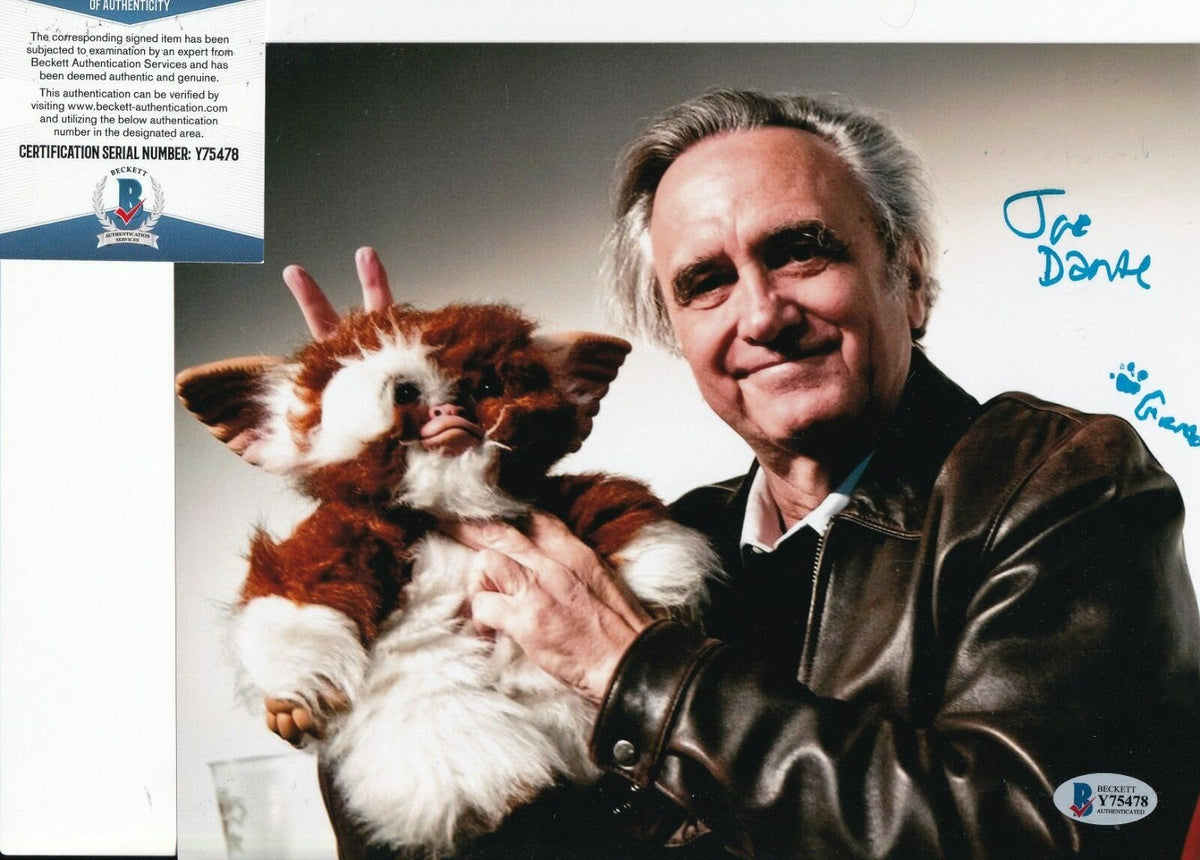 JOE DANTE signed (GREMLINS) Movie Director 8X10 photo BECKETT BAS Y75478