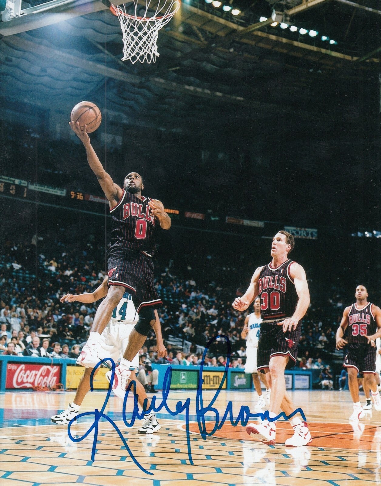 RANDY BROWN signed (CHICAGO BULLS) BASKETBALL *LAST DANCE* 8X10 photo W/COA #3