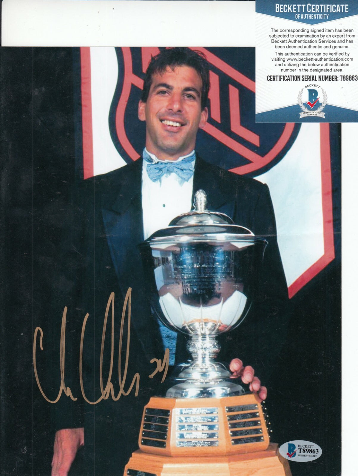 CHRIS CHELIOS signed (CANADIENS) Creased Hockey 8X10 photo BECKETT BAS T89863