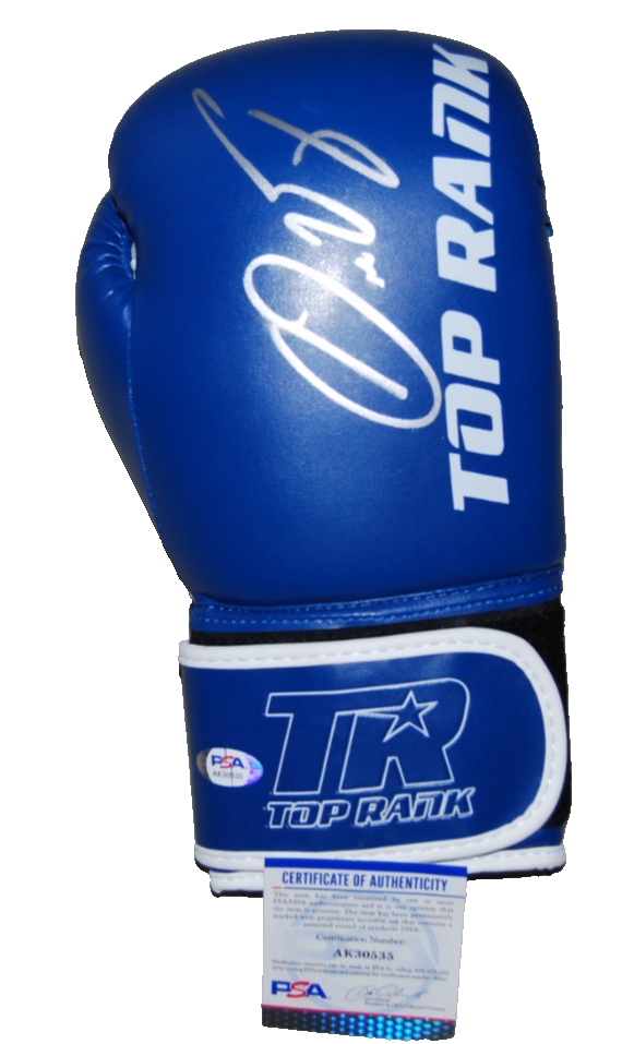 OSCAR VALDEZ signed (WBC WBO FEATHERWEIGHT) Blue Boxing glove PSA/DNA AK30535