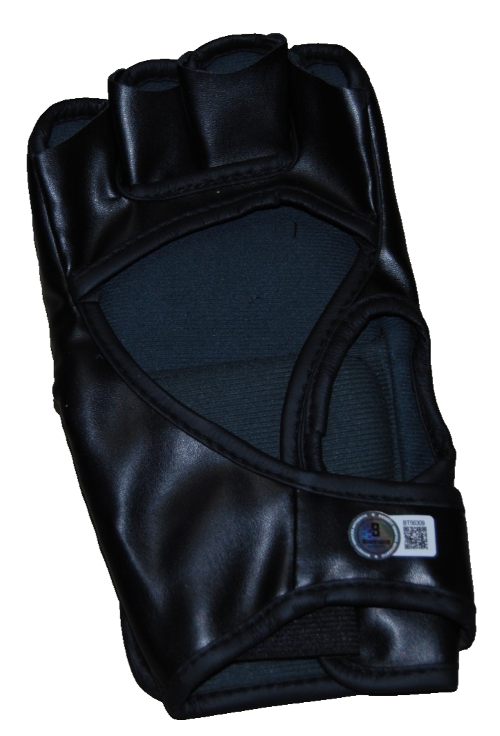 JON ANIK signed (UFC) MMA autographed Fighting glove BECKETT BAS BT56309